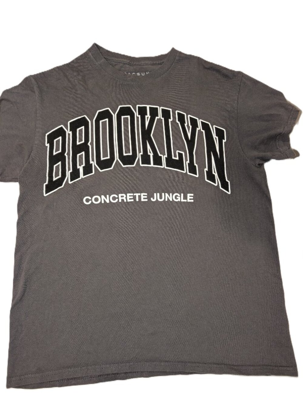 Brooklyn - Concrete Jungle T-Shirt -NY Unisex M